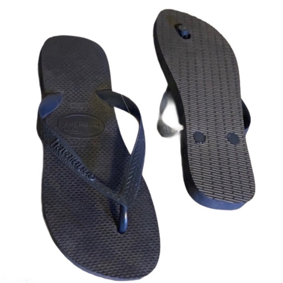 🆕 Navy Blue Havaianas Flip Flops - Women’s Size 7 - Picture 1 of 2